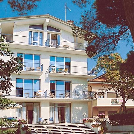 Appartamenti Dal Moro Lignano Sabbiadoro Ngoại thất bức ảnh