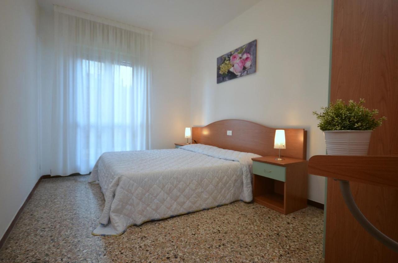 Appartamenti Dal Moro Lignano Sabbiadoro Ngoại thất bức ảnh