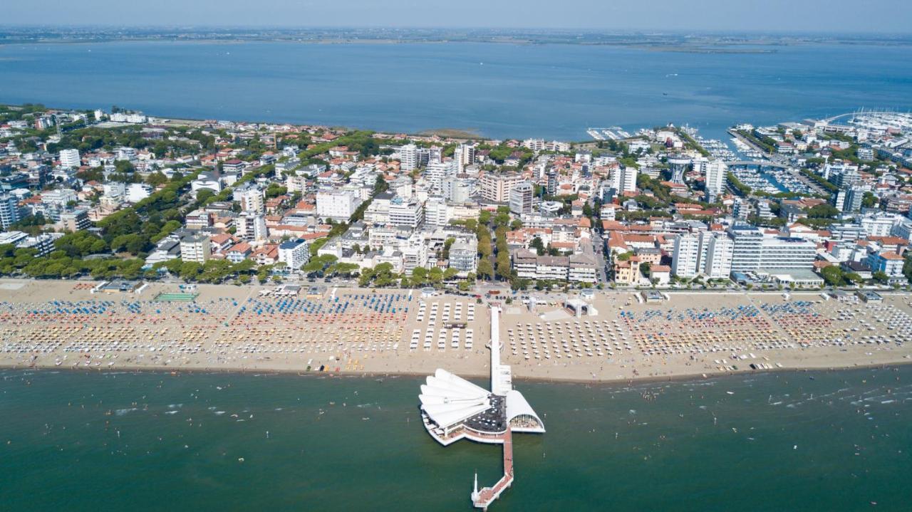 Appartamenti Dal Moro Lignano Sabbiadoro Ngoại thất bức ảnh